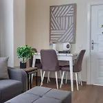 Modern Space Walking Distance From Taksim Sq