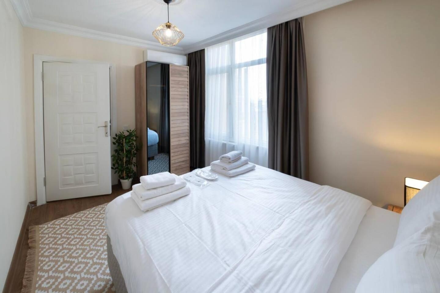 Modern Space Walking Distance From Taksim Sq *