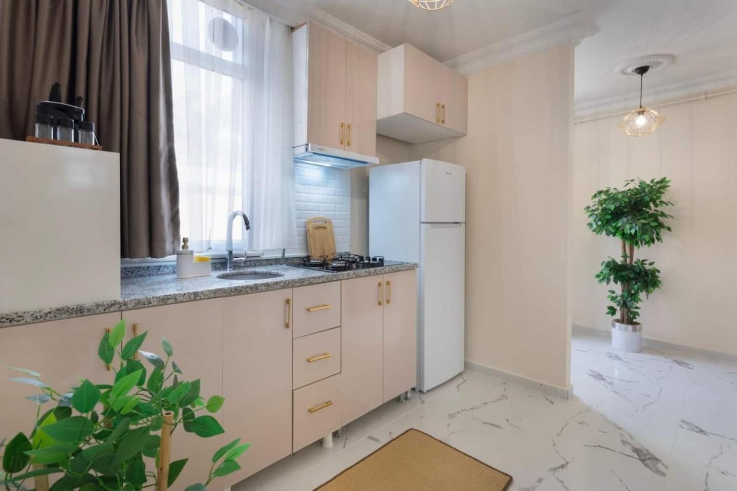 Modern Space Walking Distance From Taksim Sq İstanbul